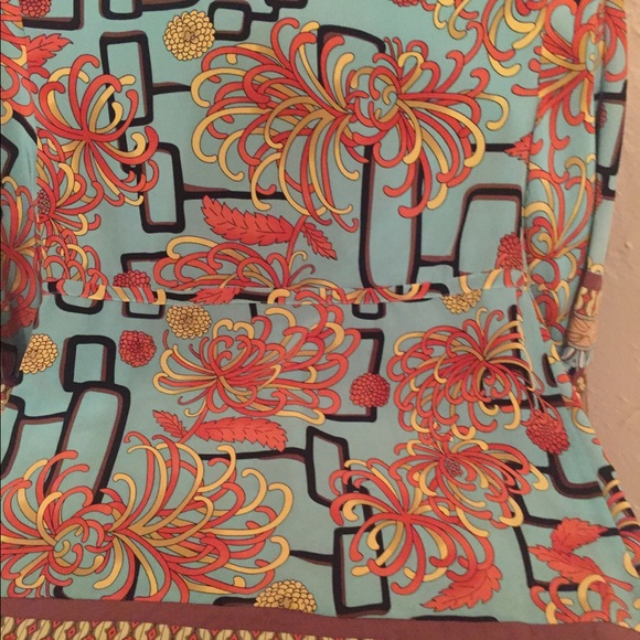 Beautiful Hale Bob Tunic! - Picture 3 of 3